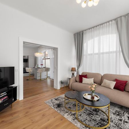 Liebelei Miesbach - Boutique-Apartment Mit Terrasse Im Zentrum Exterior photo