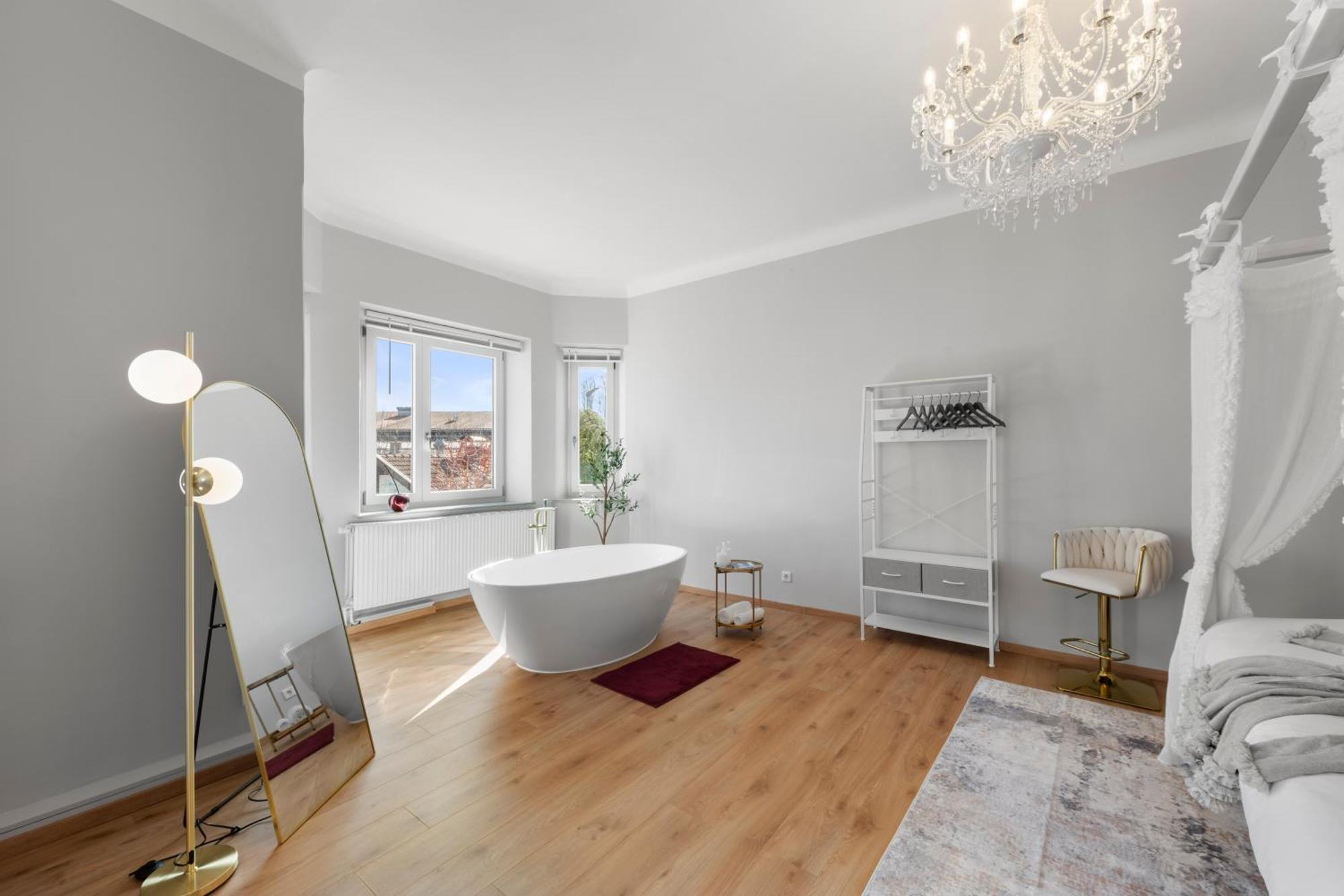 Liebelei Miesbach - Boutique-Apartment Mit Terrasse Im Zentrum Exterior photo